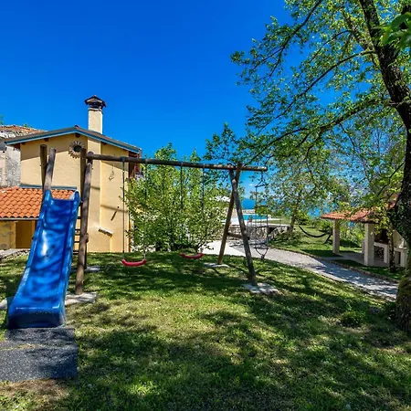 In Prázdninový dům Moscenice