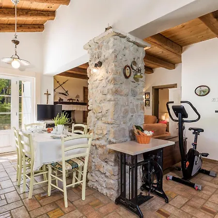 Amazing In With Wifi Ferienhaus Moscenice