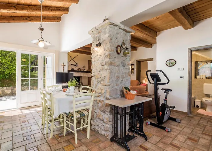 Amazing In With Wifi Tatil Evi Moscenice